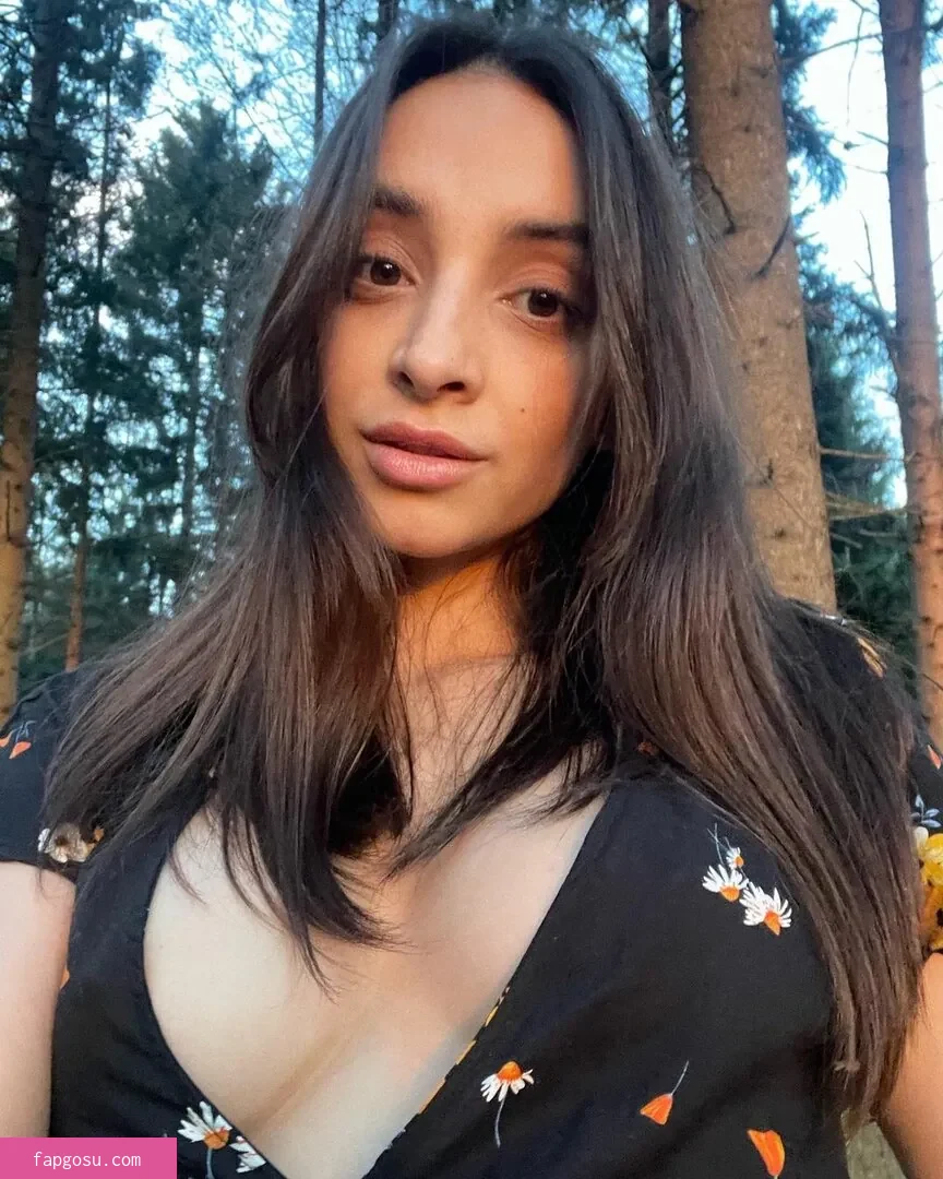 Olivia Linz