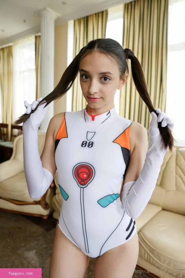 Olivia Linz