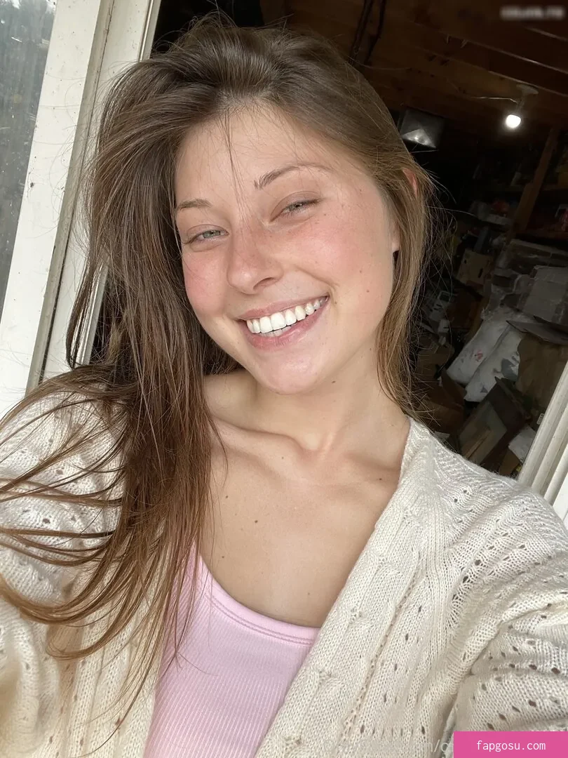 Onegirlnextdoor