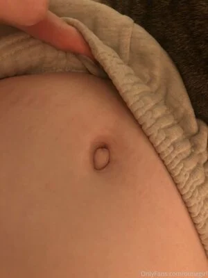 outiegirl content