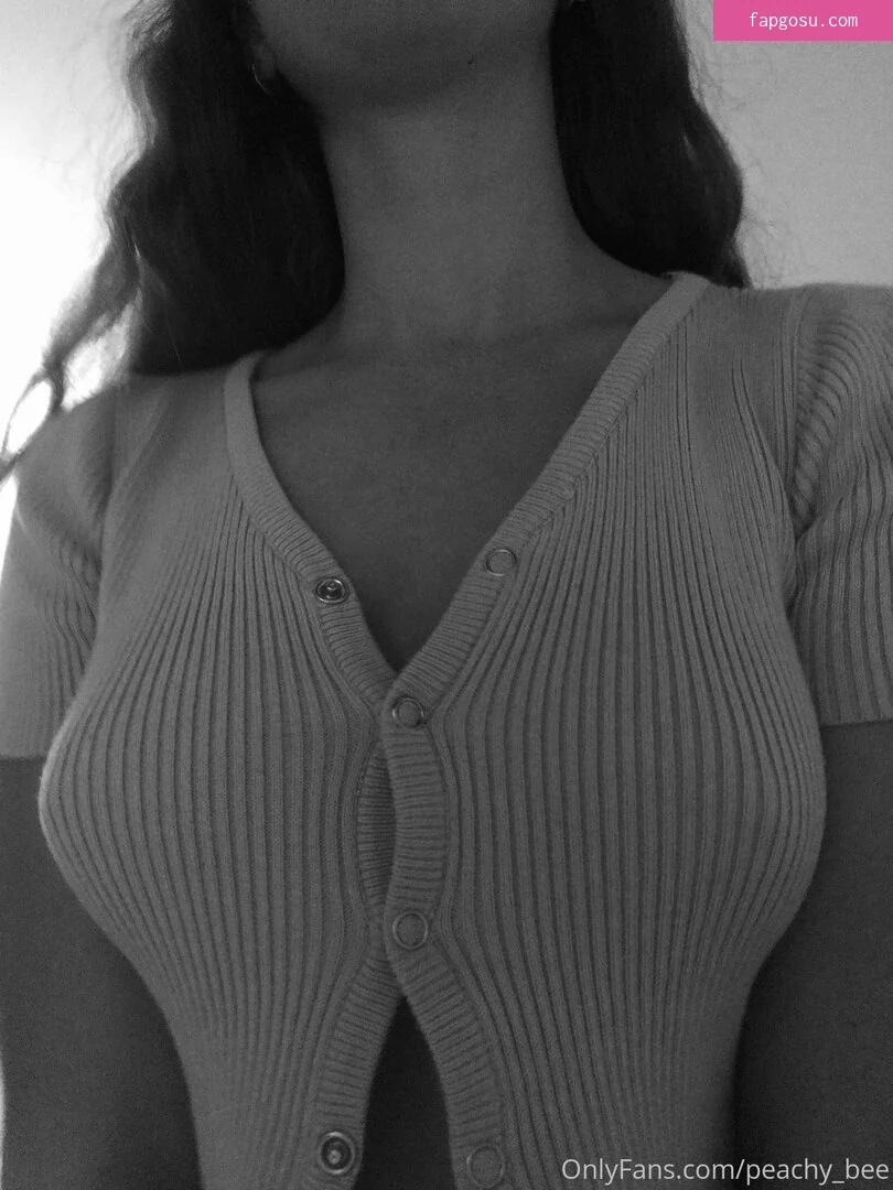 peachy_bee