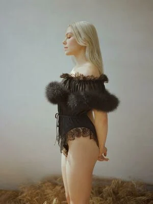 Phoebe Bridgers content
