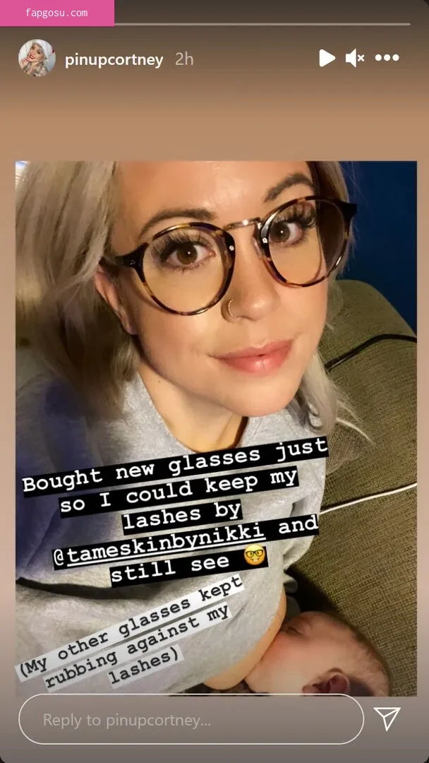 Pinup Cortney