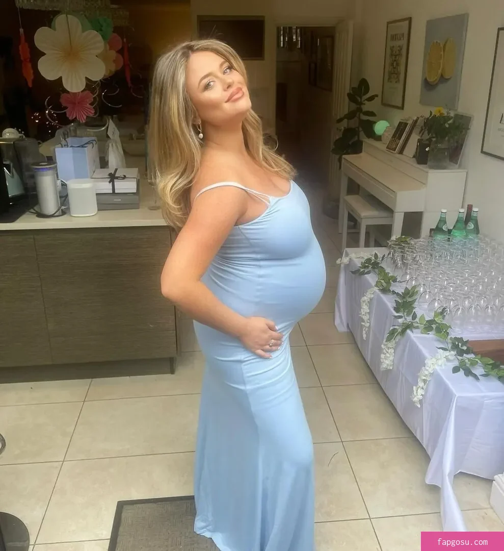 Pregnant Celebs