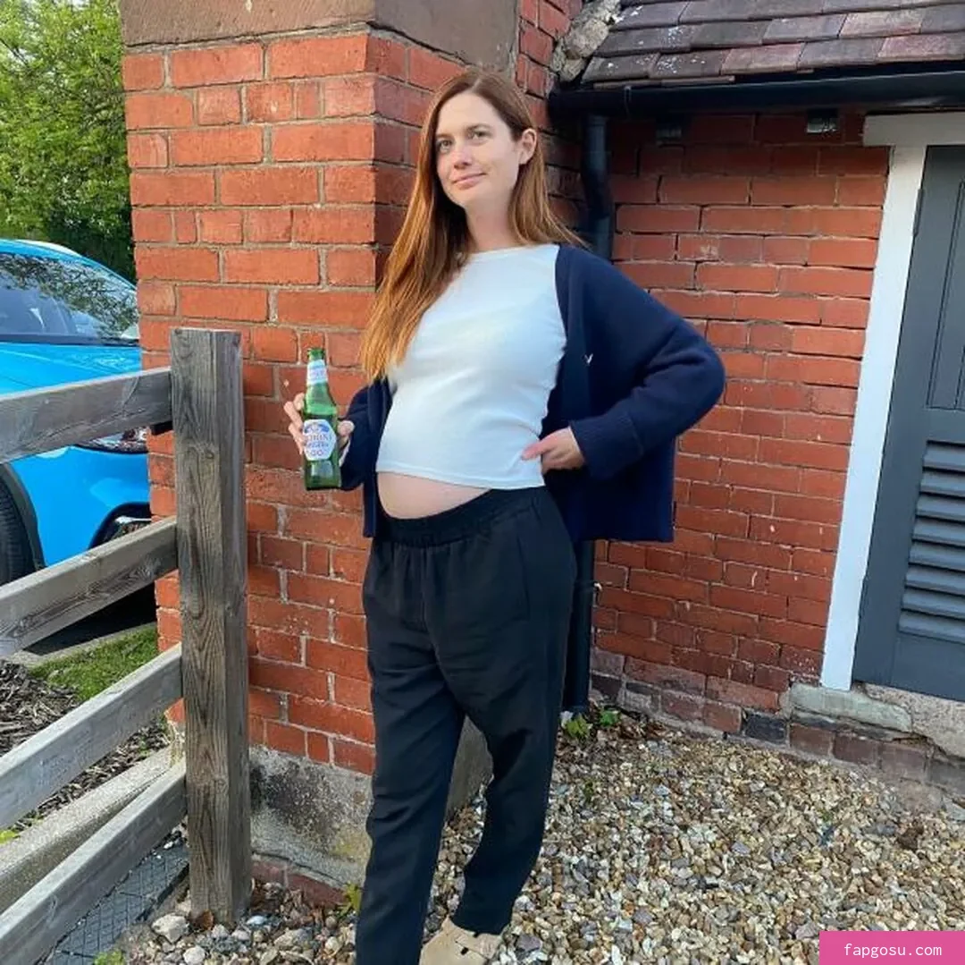 Pregnant Celebs