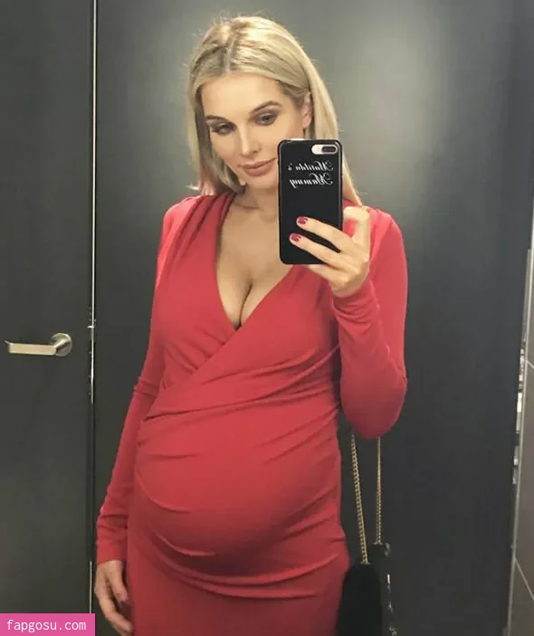 Pregnant Celebs