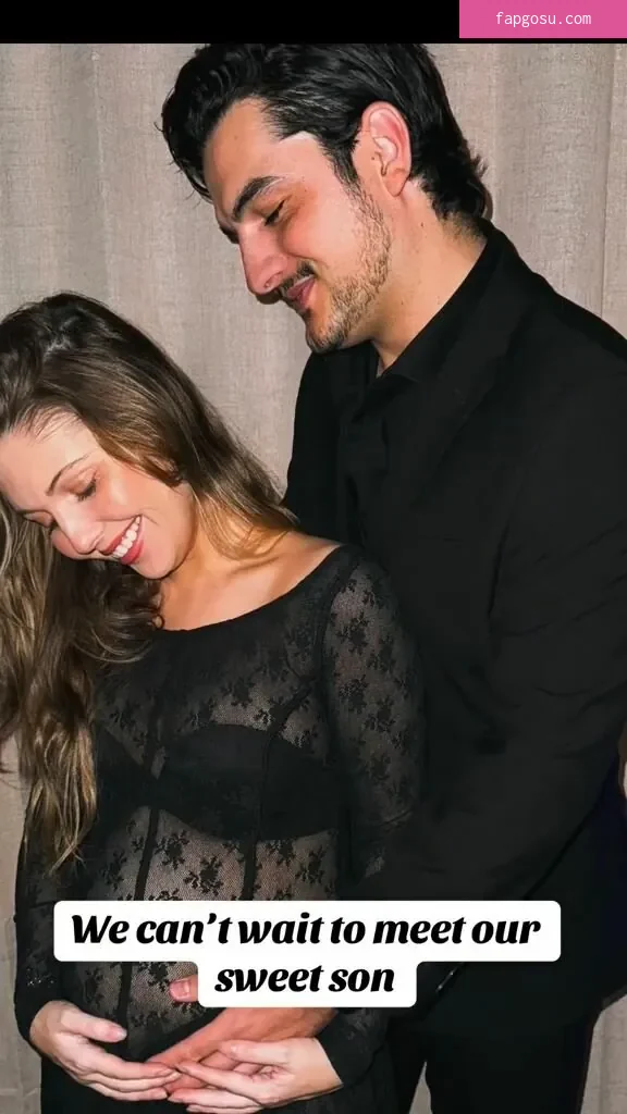 Pregnant Celebs