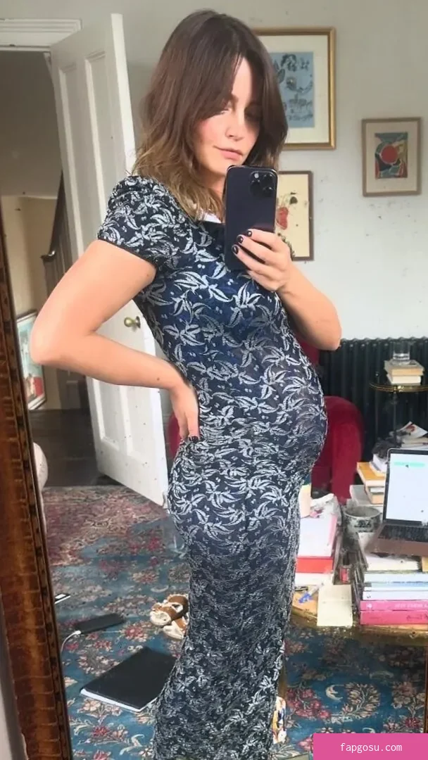 Pregnant Celebs