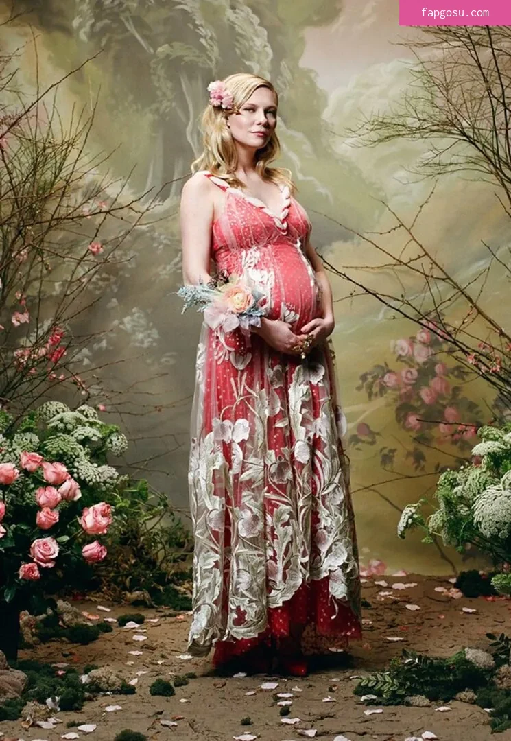 Pregnant Celebs
