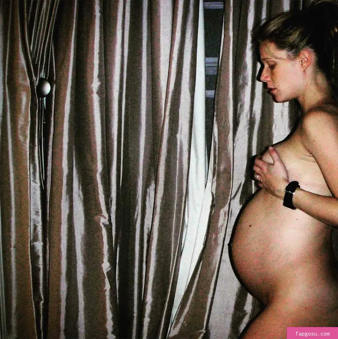 Pregnant Celebs