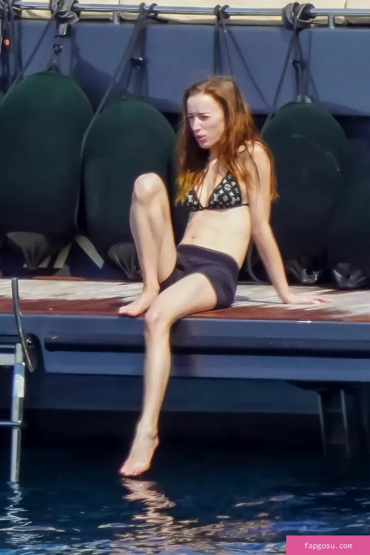Phoebe Dynevor