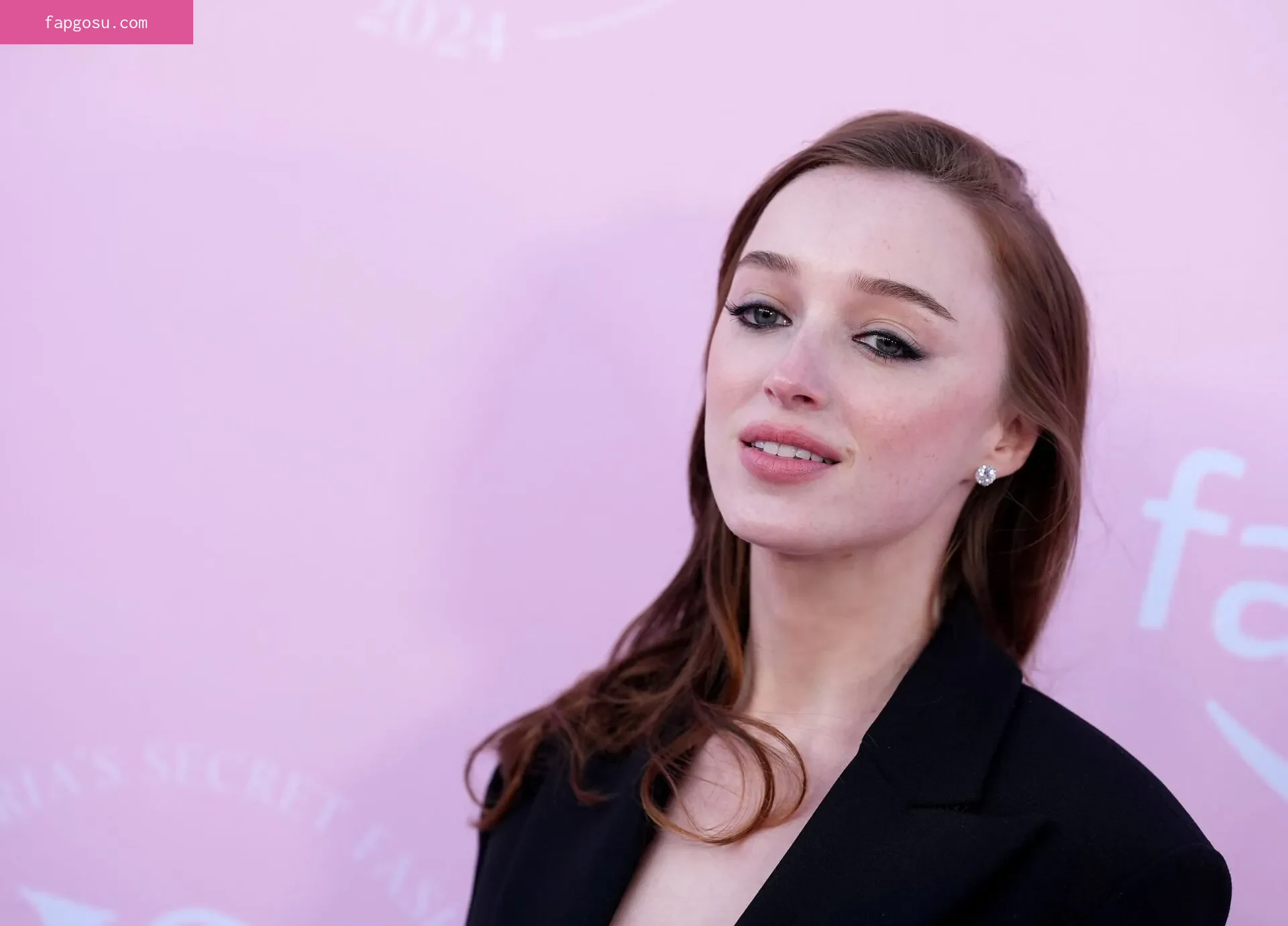 Phoebe Dynevor