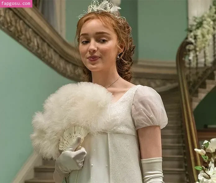 Phoebe Dynevor