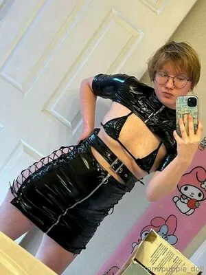 Puppie_Doll content