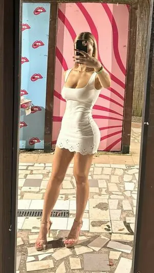 peraroeleonora content