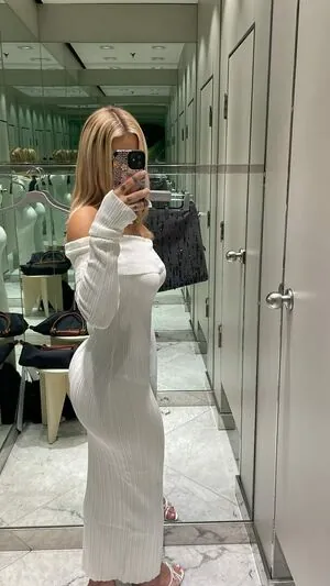 peraroeleonora content