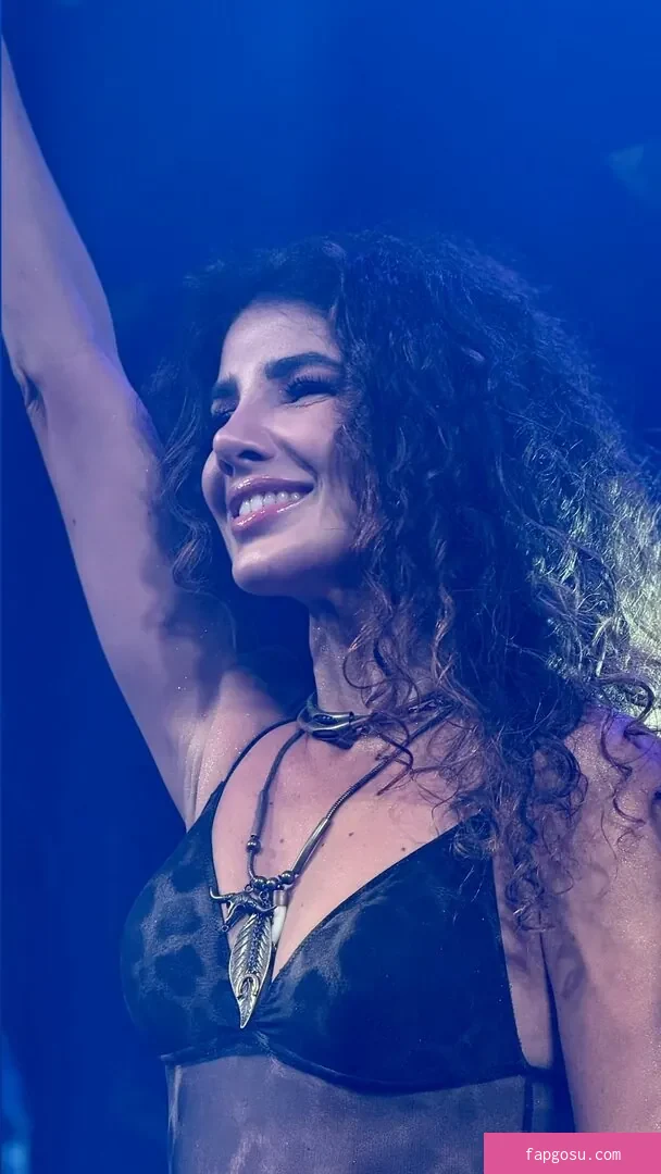 Paula Fernandes