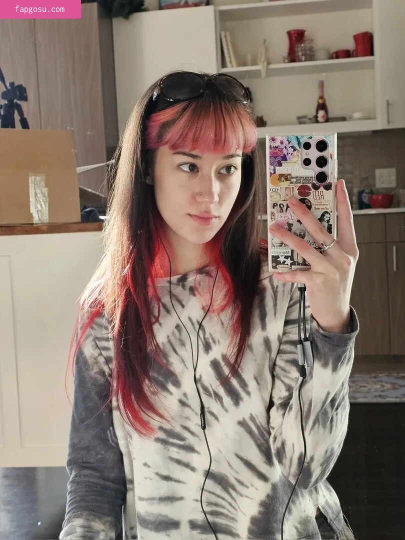 QueenTofu - Photo #228