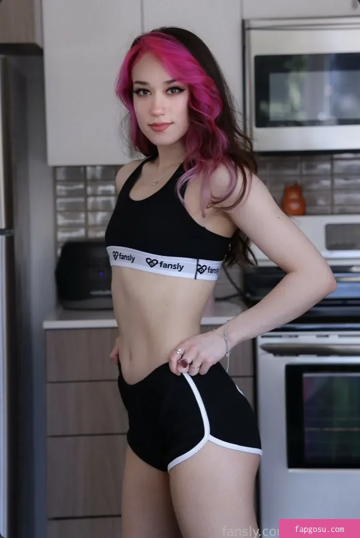 QueenTofu - Photo #9