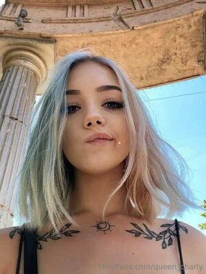 queen_charly content