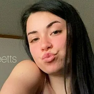 qxeenkay.feetts