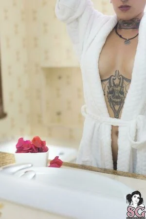Qween Goddess content