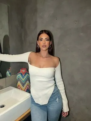 Queen Holly content