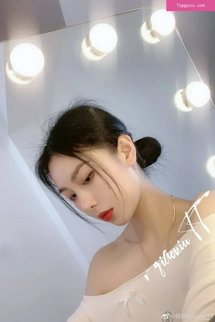 QiaoniuTT