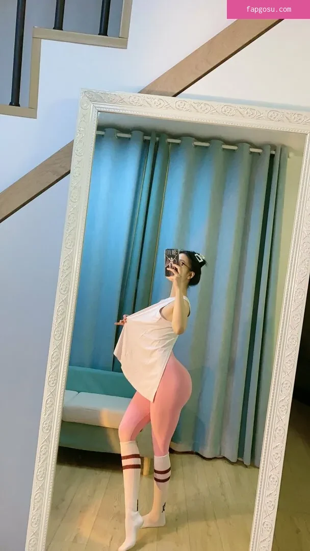 QiaoniuTT - Photo #1746