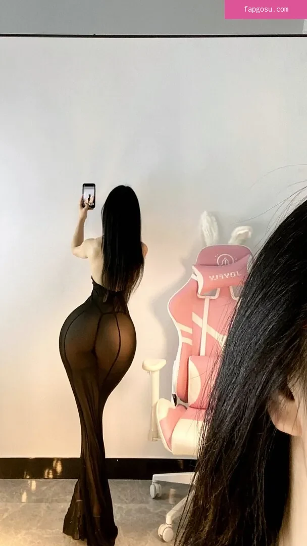 QiaoniuTT - Photo #2650