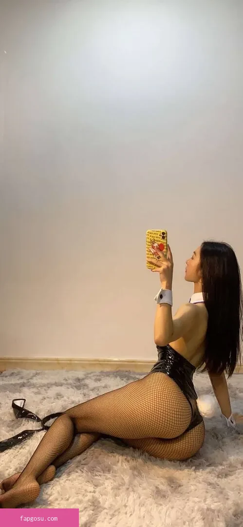 QiaoniuTT - Photo #3077