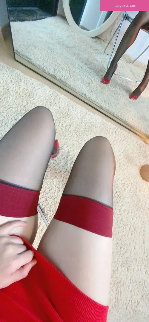 QiaoniuTT - Photo #3238