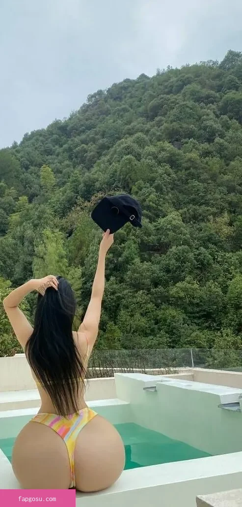 QiaoniuTT - Photo #3334