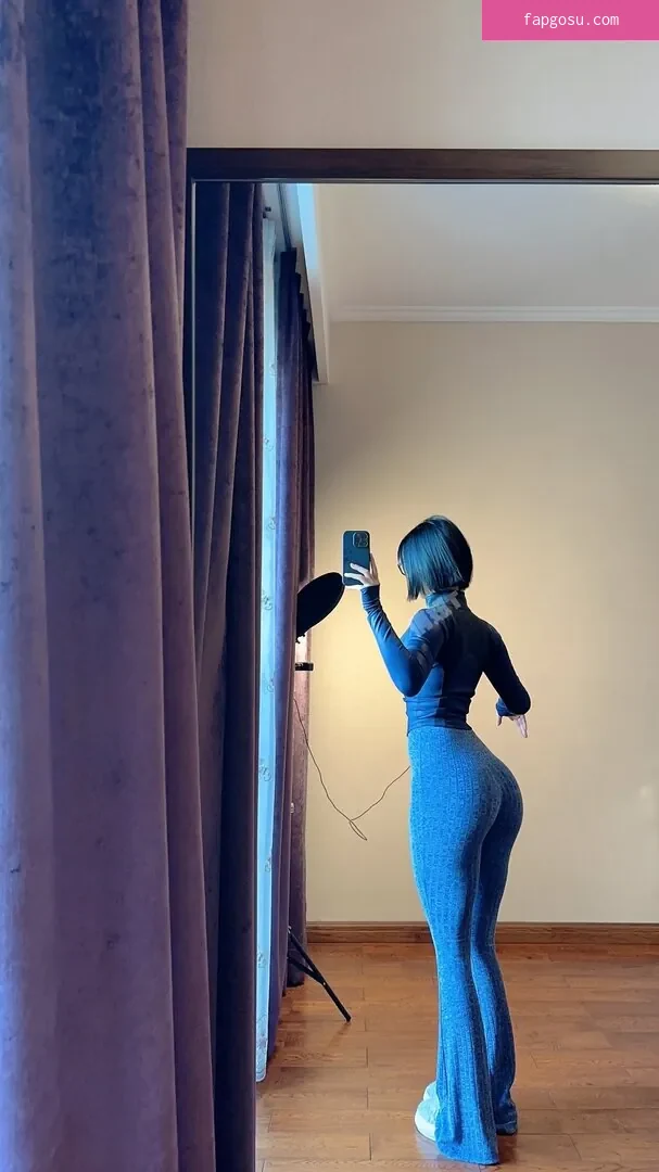 QiaoniuTT - Photo #3667