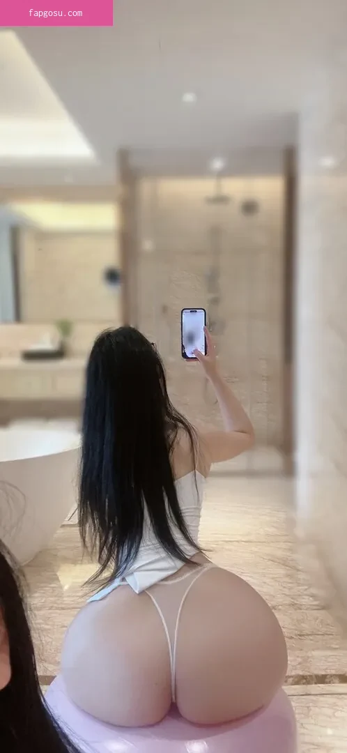 QiaoniuTT - Photo #3779