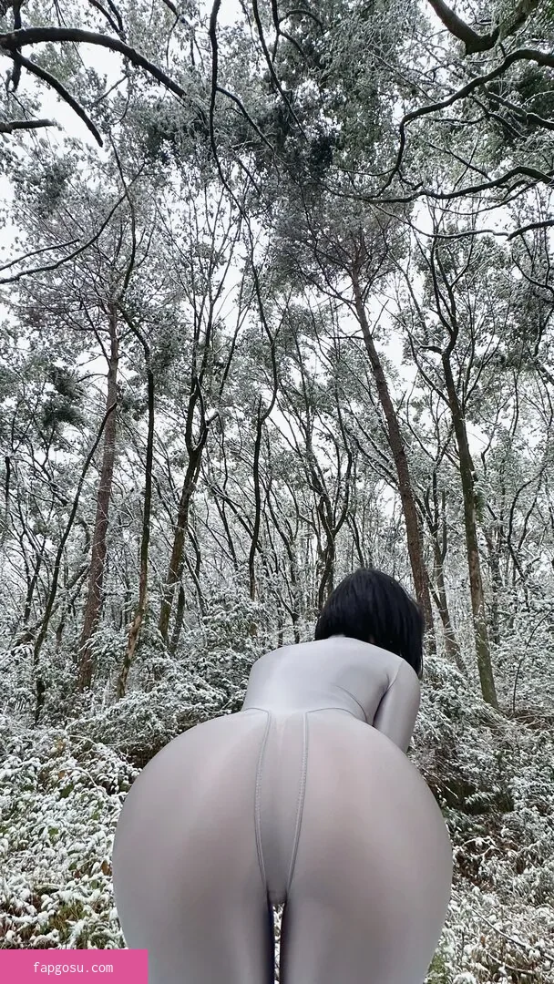 QiaoniuTT - Photo #3997