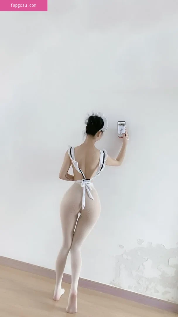 QiaoniuTT - Photo #41