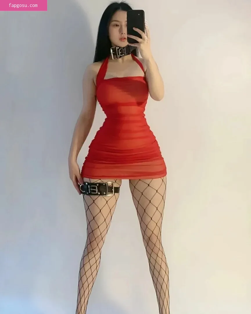 QiaoniuTT - Photo #5425