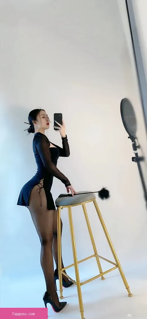 QiaoniuTT - Photo #5587