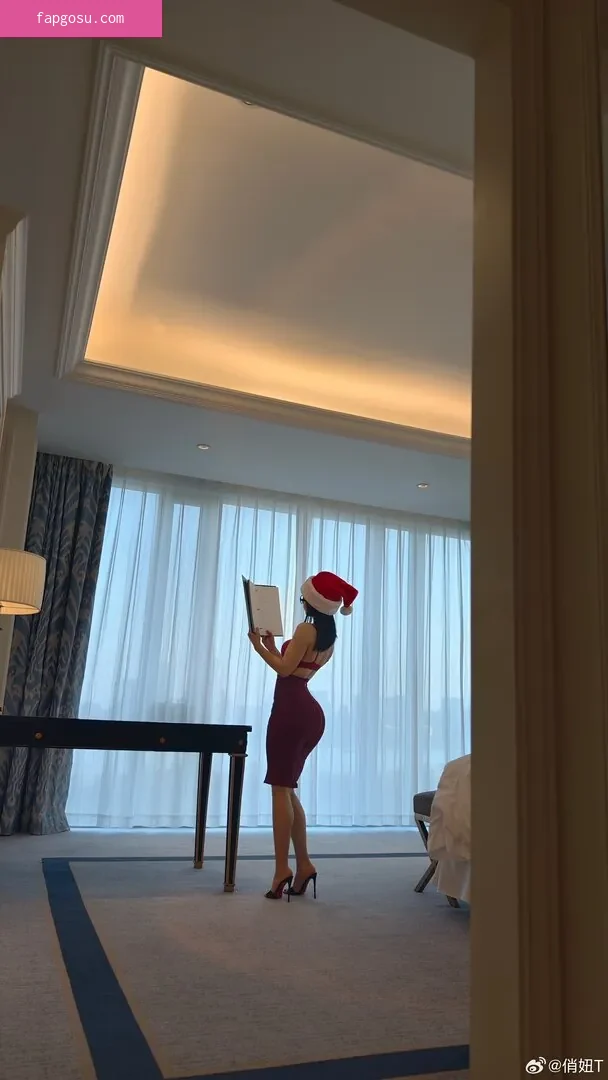 QiaoniuTT - Photo #5660