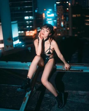 Queenie Lam content