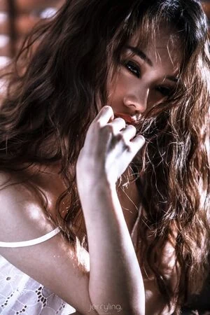 Queenie Lam content