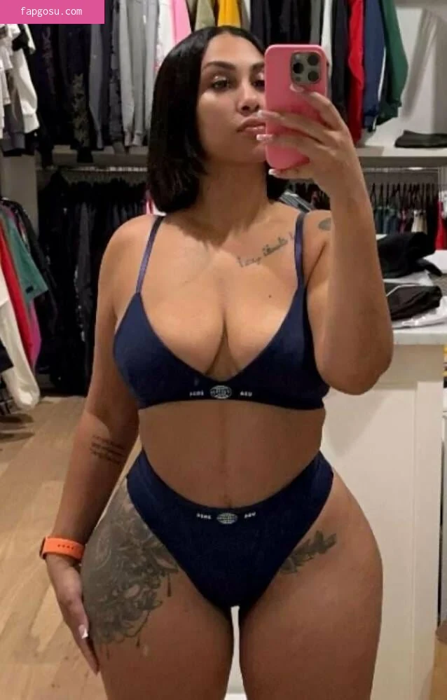 Queen Naija