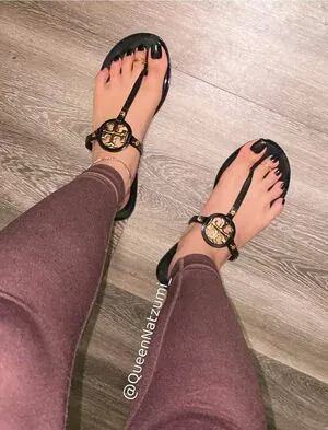 QueenNatzumi_ content