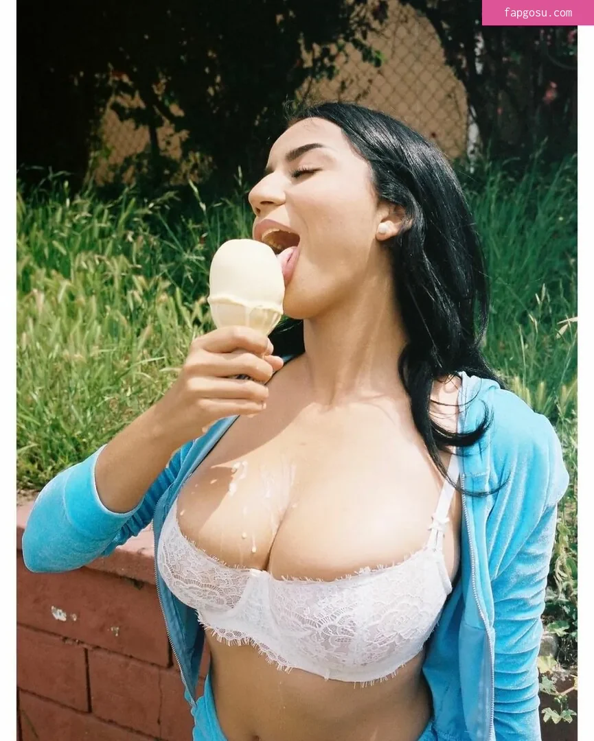 Roxiesin