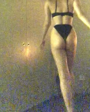 Raquel content