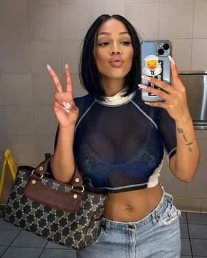Roxanne Brown content