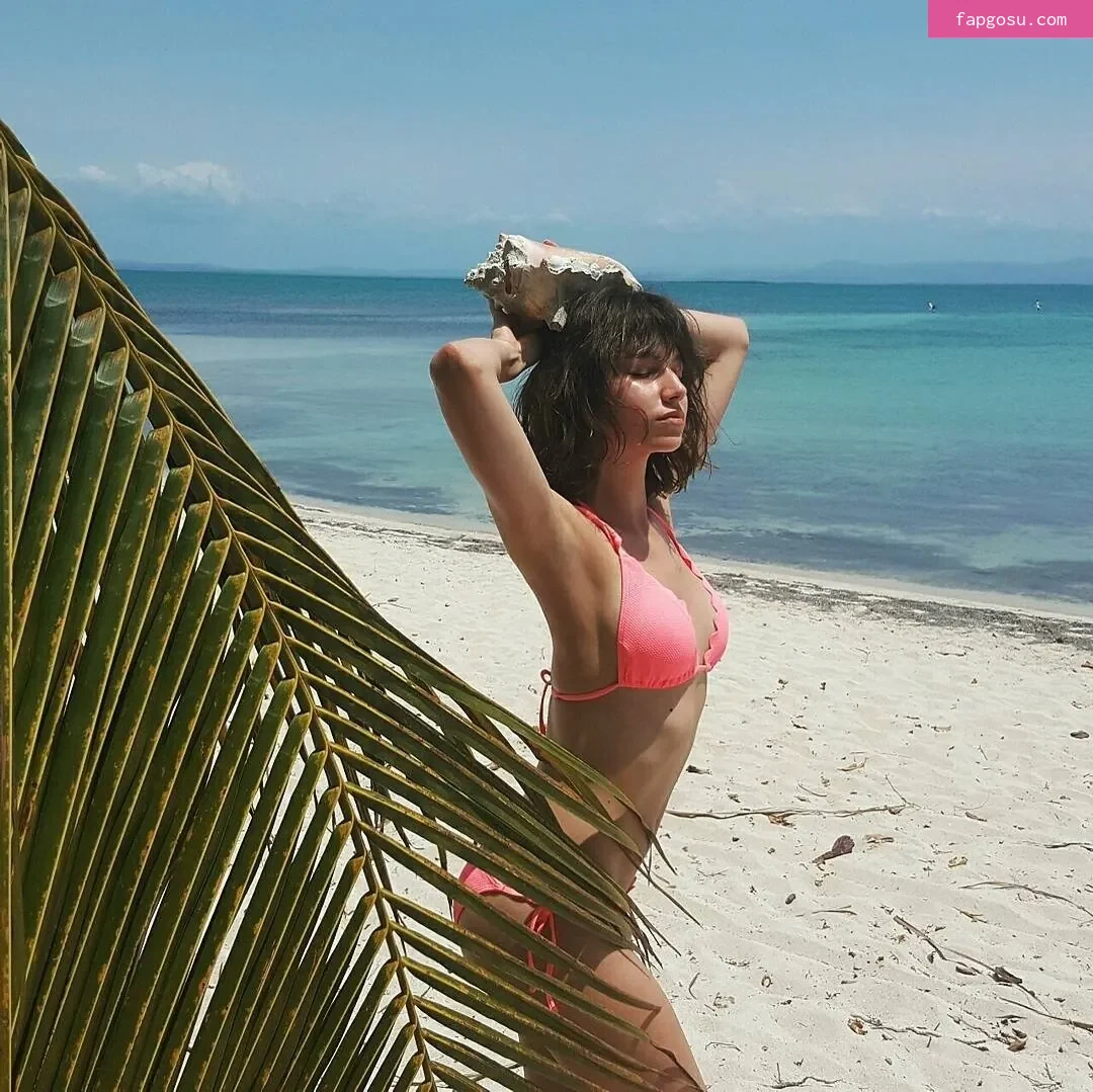 Úrsula Corberó