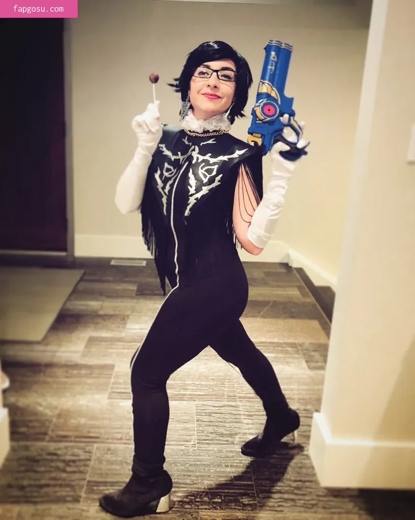 Rebecca Ford - Photo #113