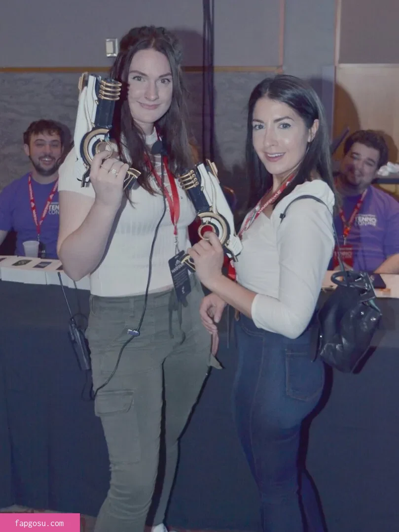 Rebecca Ford - Photo #116